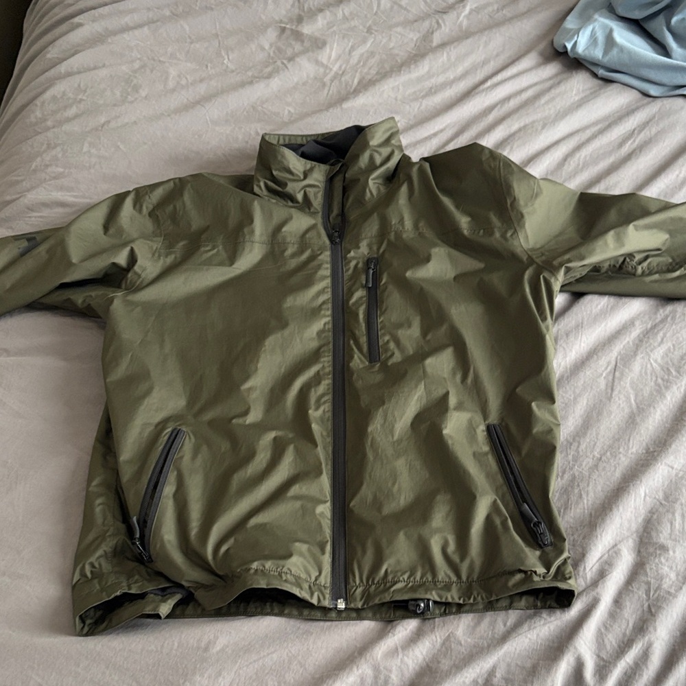 Helly Hansen Men's Forest Green Windbreaker